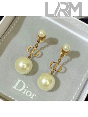 Dior Pearl CD Earrings 17 2020
