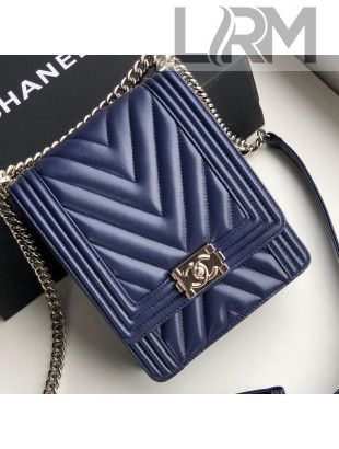 Chanel Long Chevron Smooth Lambskin Boy Flap Bag AS0130 Navy Blue 2019
