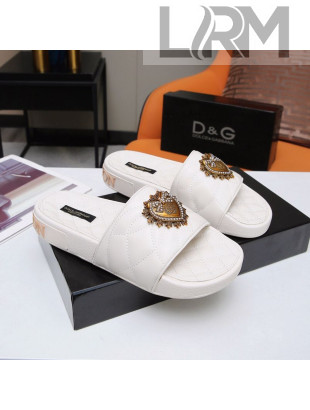 Dolce&Gabbana DG Calfskin Flat Slide Sandals with Heart Charm White 2021 (For Women and Men)