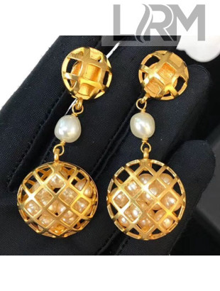 Chanel Web Pearls Clip-on Earrings Gold/Pearly White 2019