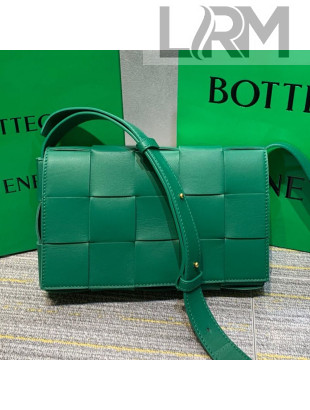 Bottega Veneta Cassette Small Crossbody Messenger Bag in Maxi-Woven Lambskin Green 2021