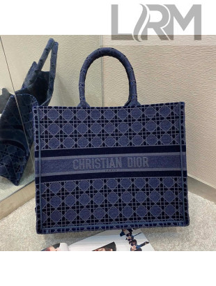 Dior Large Book Tote bag in Blue Cannage Embroidered Velvet 2020