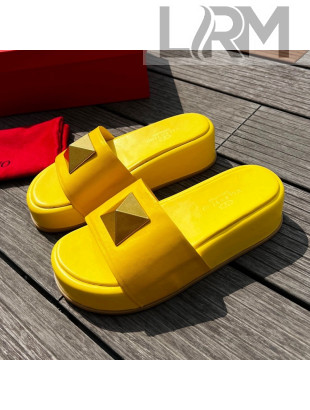 Valentino One Stud Lambskin Platform Slide Sandals Yellow 2022 0323119