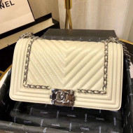 Chanel Medium Crinkled Calfskin Chain Trim Chevron Classic Boy Flap Bag White 2019