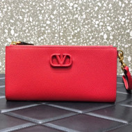 Valentino VLogo Grained Clutch 060 Red 2021