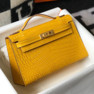 Hermes Mini Kelly Pochette 22cm in Crocodile Embossed Leather Yellow/Gold 2020