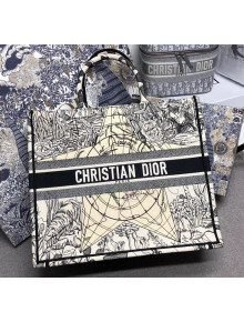 Dior Large Book Tote with Star Embroidery White/Black 2020