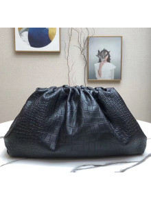 Bottega Veneta The Pouch Soft Oversize Clutch Bag in Black Crocodile Pattern Leather 2020